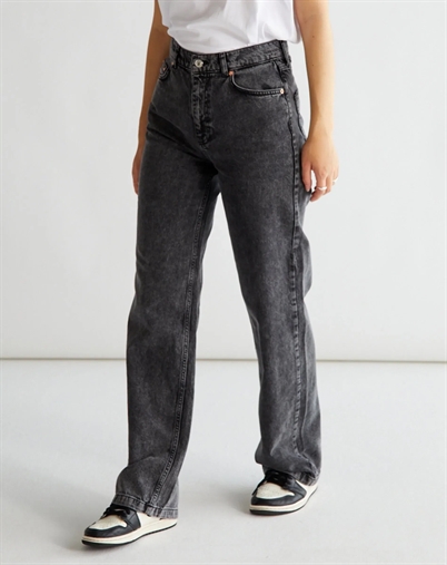  Carla Thun Black Jeans - Black - Woodbird